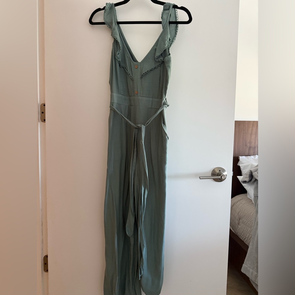 Elegant Green Jumpsuit